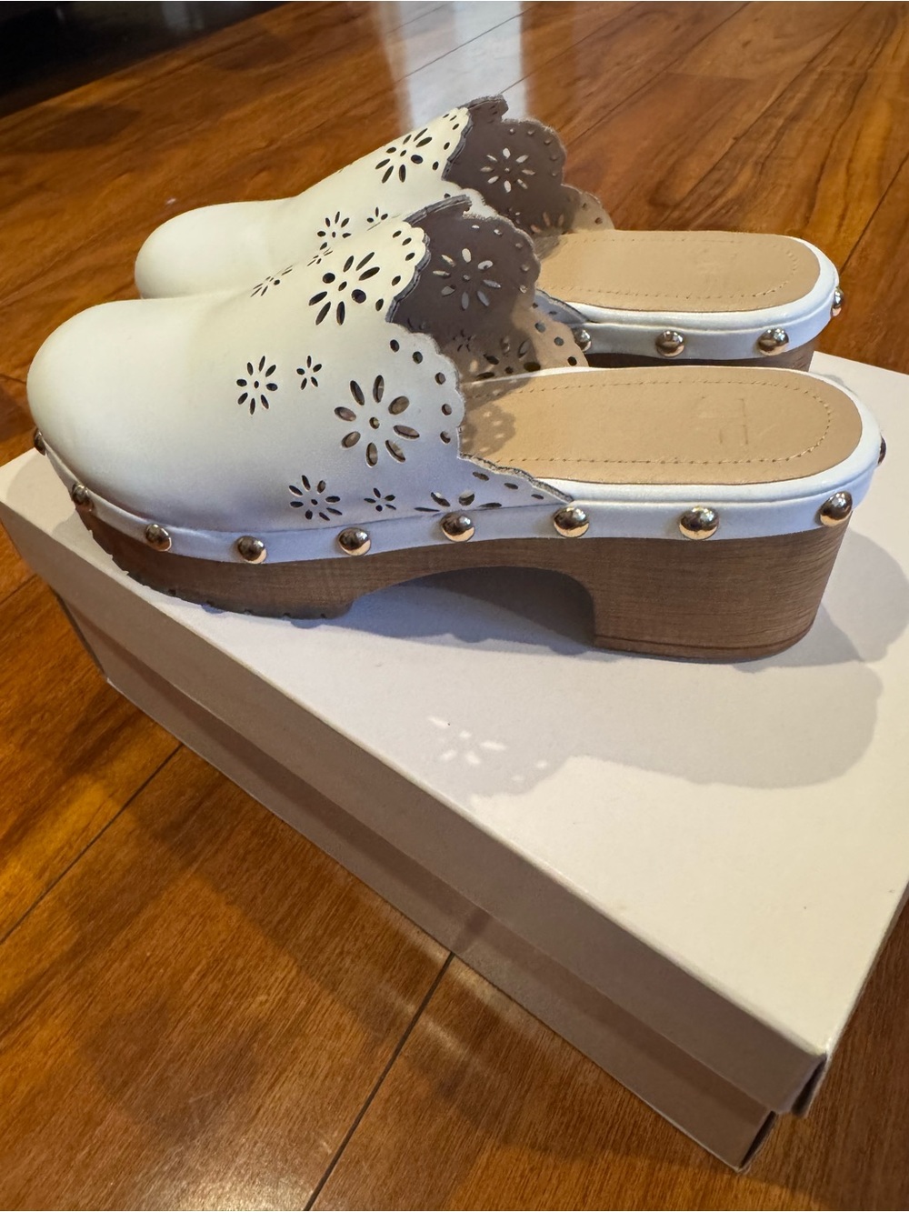 JustFab White Floral Laser-Cut Studded Platform Clogs